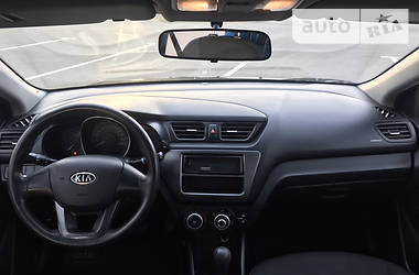 Седан Kia Rio 2012 в 