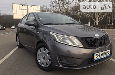 Седан Kia Rio 2012 в 