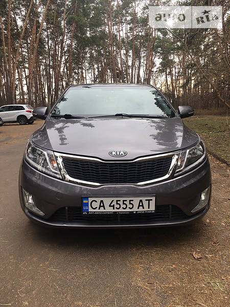 Седан Kia Rio 2012 в Черкасах