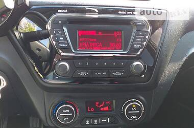 Седан Kia Rio 2014 в 
