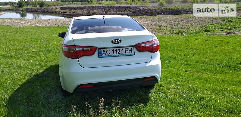 Седан Kia Rio 2014 в Луцьку