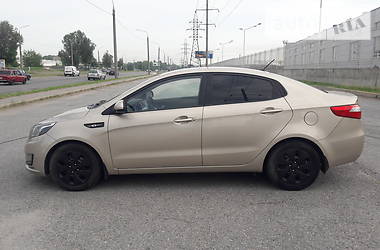 Седан Kia Rio 2013 в Запорожье