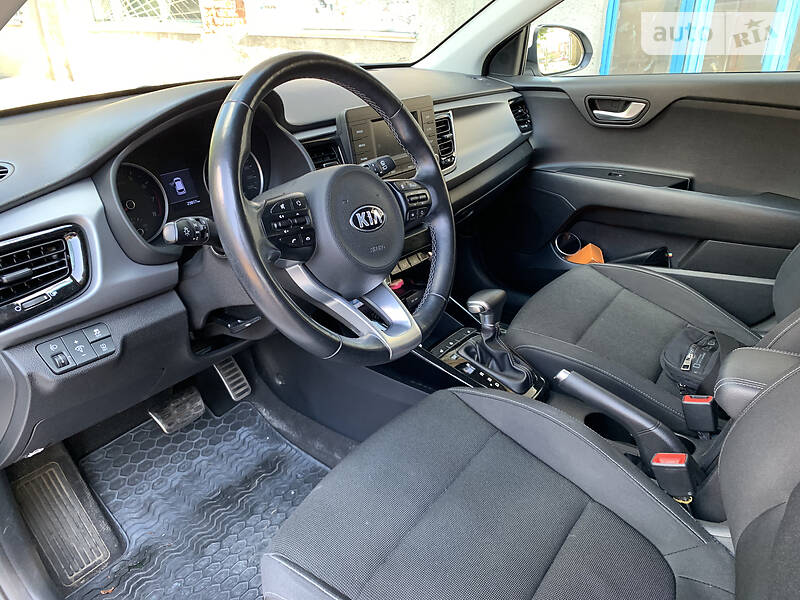 Хэтчбек Kia Rio 2017 в Виннице