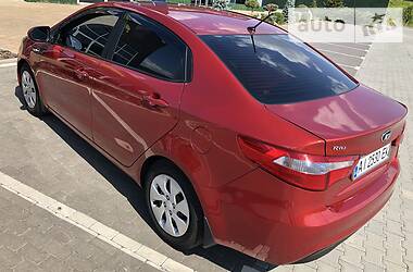 Седан Kia Rio 2013 в Киеве