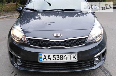 Седан Kia Rio 2017 в Києві