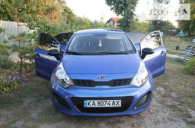 Хэтчбек Kia Rio 2011 в Киеве