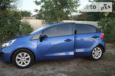 Хэтчбек Kia Rio 2011 в Киеве