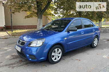 Седан Kia Rio 2011 в Борисполе