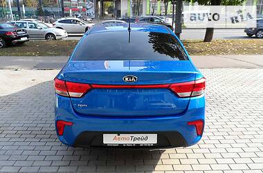 Седан Kia Rio 2018 в Харькове