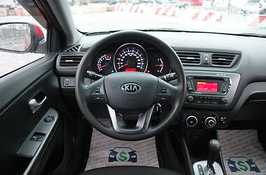 Седан Kia Rio 2013 в Харкові