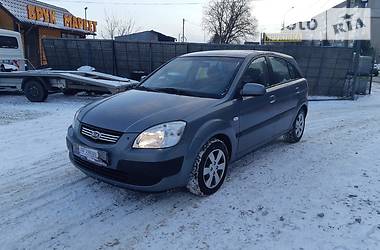 Хэтчбек Kia Rio 2009 в Тернополе