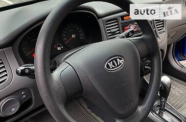 Хэтчбек Kia Rio 2008 в Одессе