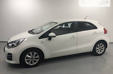 Хэтчбек Kia Rio 2015 в Киеве