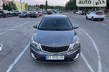 Седан Kia Rio 2012 в Херсоне