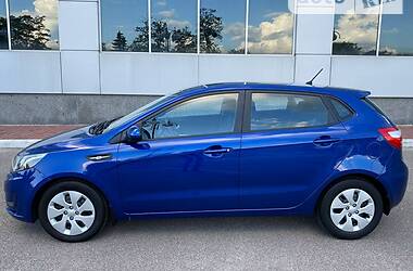 Хэтчбек Kia Rio 2013 в Киеве