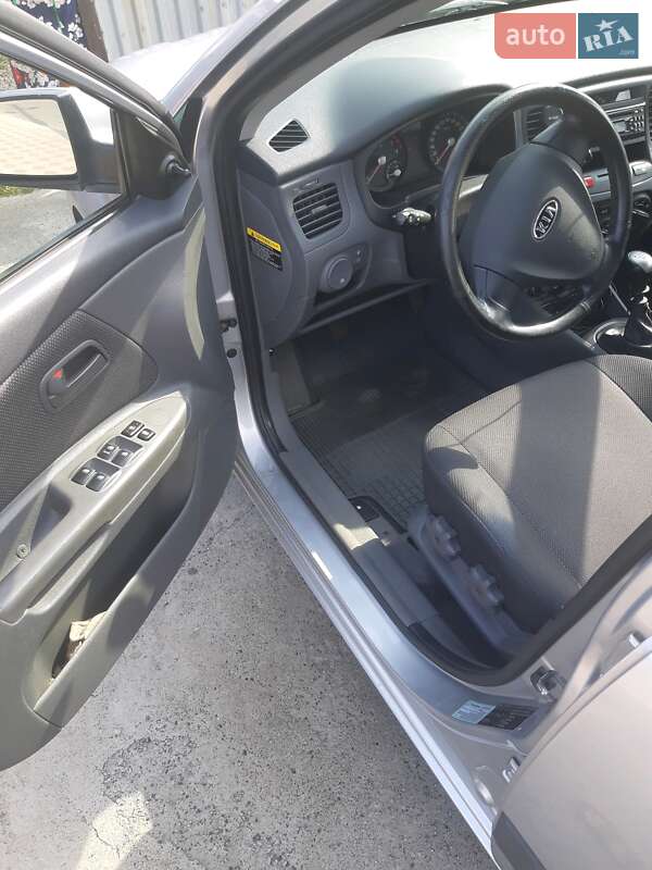 Хэтчбек Kia Rio 2007 в Славянске фото 5 Хэтчбек Kia Rio 2007 в Славянске