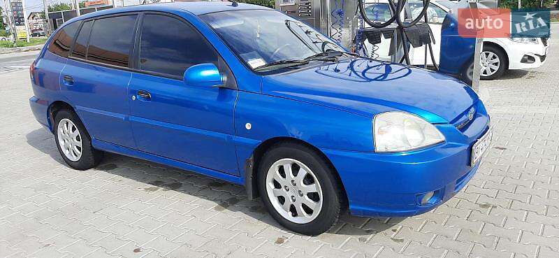 Хетчбек Kia Rio 2004 в Гадячі