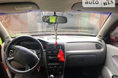Седан Kia Rio 2002 в 
