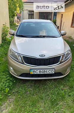 Седан Kia Rio 2012 в Жовкве