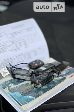 Седан Kia Rio 2012 в 