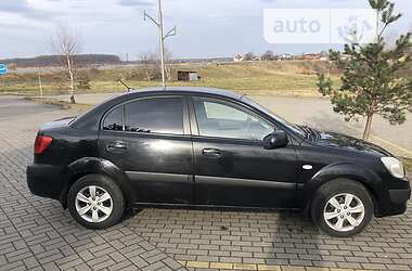 Седан Kia Rio 2008 в Трускавце