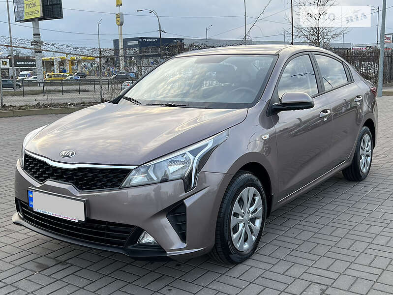 Седан Kia Rio 2021 в Киеве