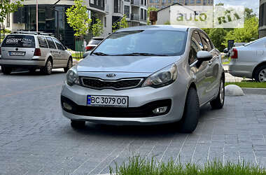 Седан Kia Rio 2012 в 