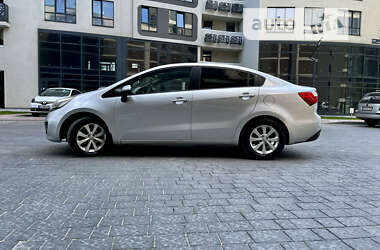 Седан Kia Rio 2012 в 