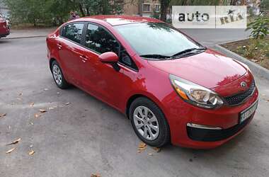 Седан Kia Rio 2017 в Знаменке