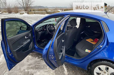 Седан Kia Rio 2013 в 