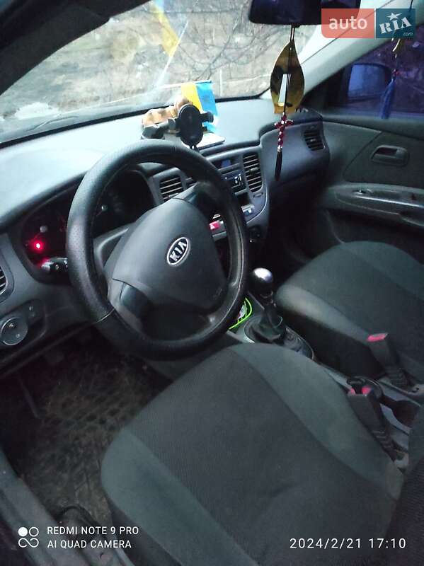 Седан Kia Rio 2007 в Слов'янську