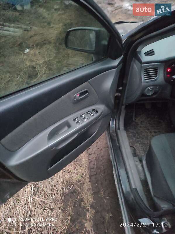 Седан Kia Rio 2007 в Слов'янську