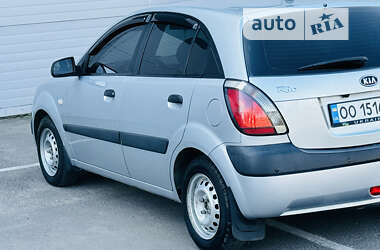 Хетчбек Kia Rio 2006 в Одесі