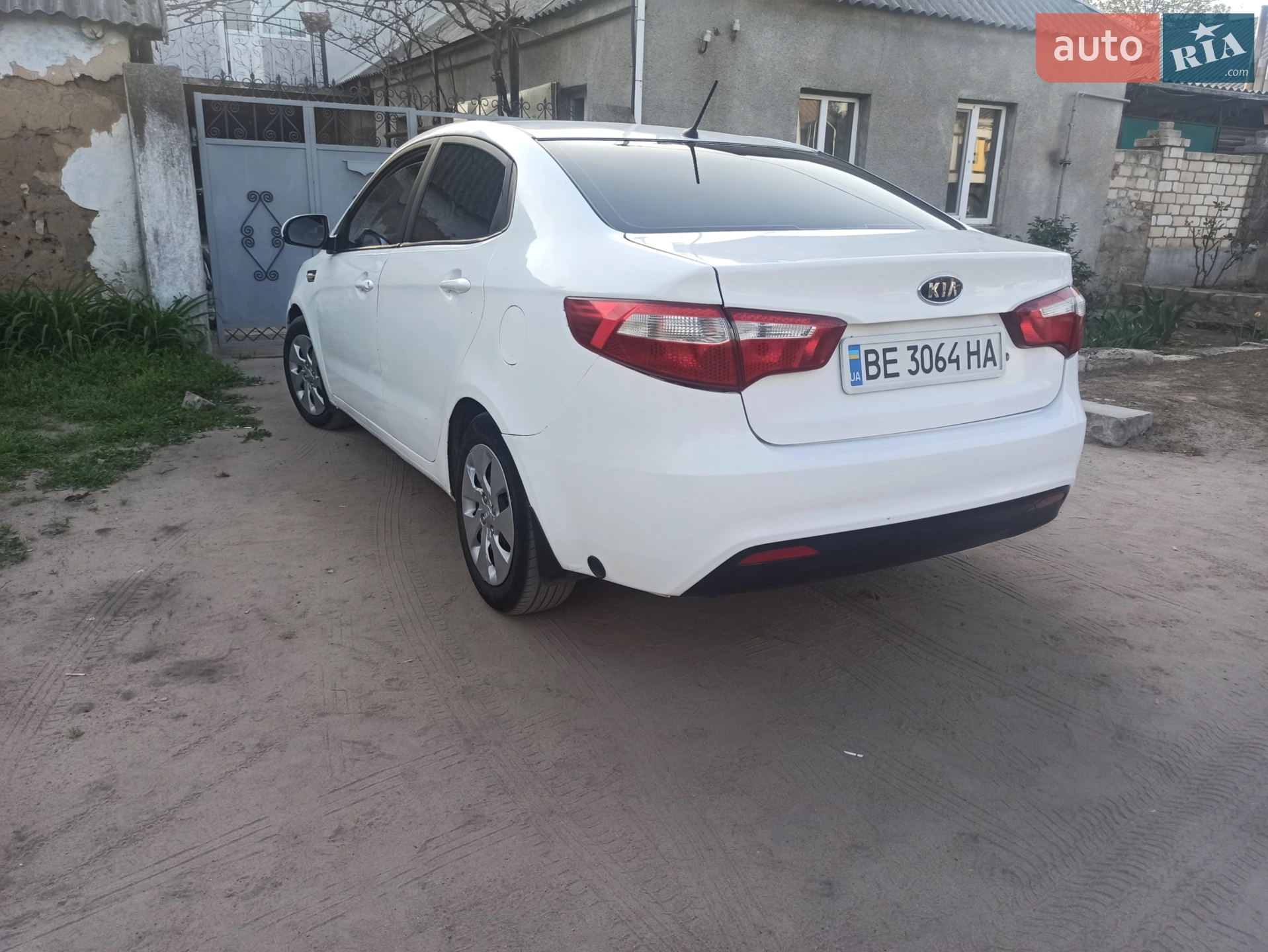 2013 Kia Rio - мініатюра 16