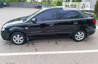 Седан Kia Rio 2011 в Харкові