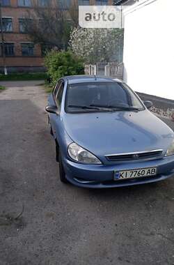 Седан Kia Rio 2002 в Білій Церкві