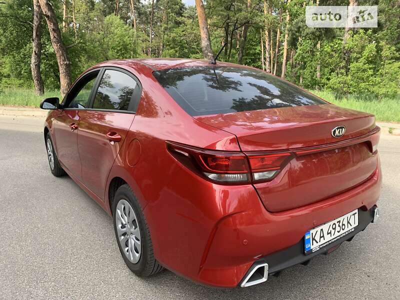 Седан Kia Rio 2021 в Киеве