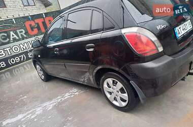 Хэтчбек Kia Rio 2009 в Богородчанах
