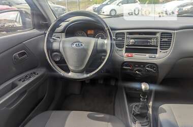 Хетчбек Kia Rio 2007 в Рівному