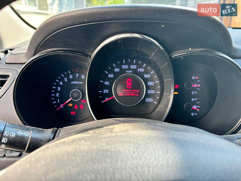 Хетчбек Kia Rio 2013 в Харкові