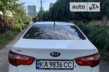 Седан Kia Rio 2013 в Києві