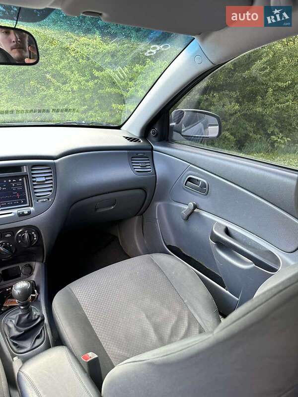 Седан Kia Rio 2011 в Харкові