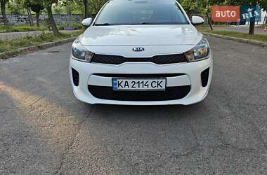 Хэтчбек Kia Rio 2017 в Киеве