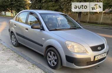 Седан Kia Rio 2008 в Луцке