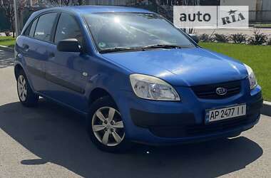 Хетчбек Kia Rio 2009 в Дніпрі