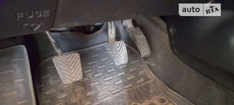 Седан Kia Rio 2011 в Львове