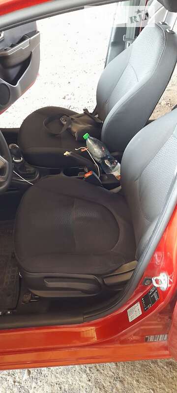 Седан Kia Rio 2011 в Львове