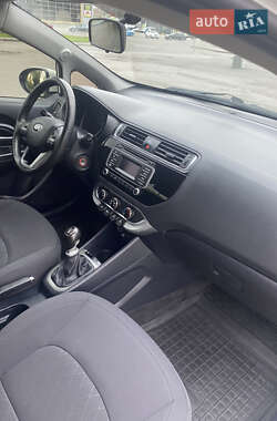 Седан Kia Rio 2017 в Вінниці