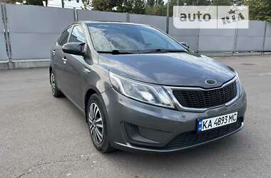 Седан Kia Rio 2013 в Киеве