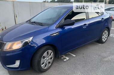 Седан Kia Rio 2012 в Киеве